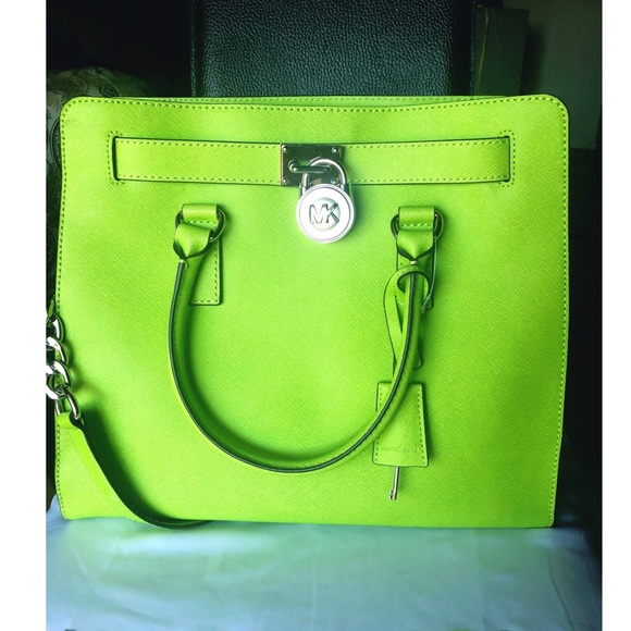 Michael Kors Handbags - Authentic Michael Kors Hamilto Satchel *LARGE